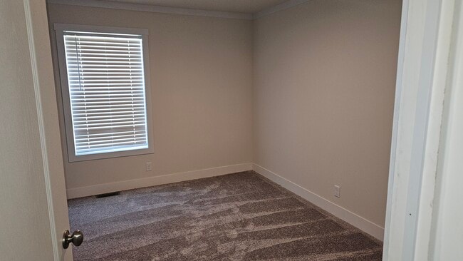 Building Photo - 3617 N Grand Ave E