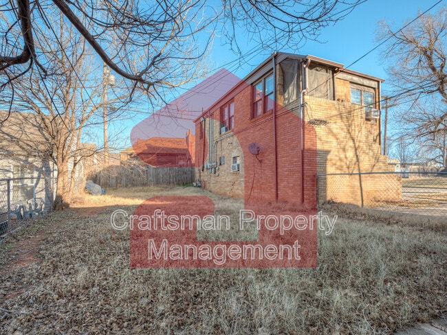 Building Photo - 1801 NW 22nd St