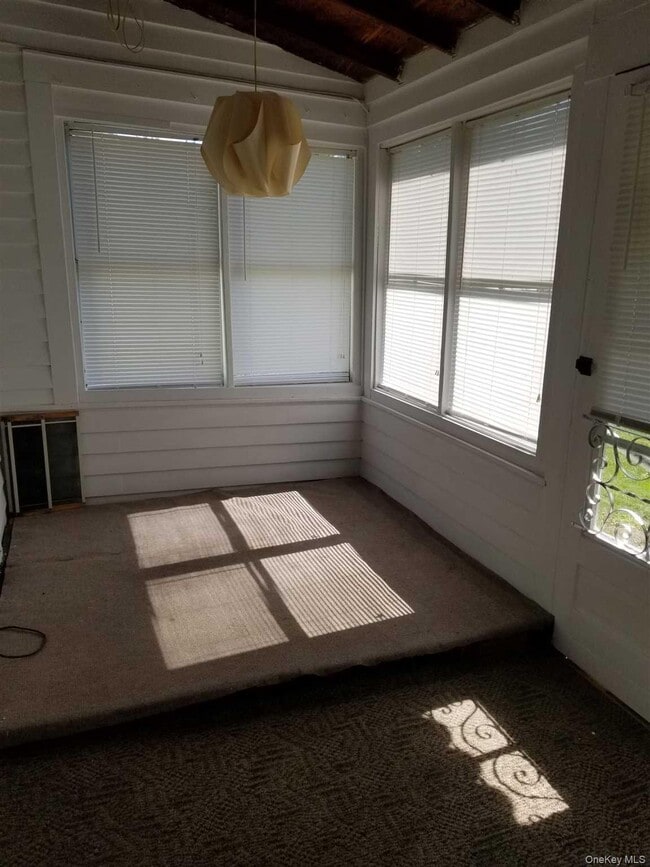 Building Photo - 24 Lagrange Ave