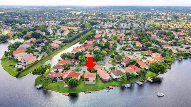 Building Photo - 12561 Shoreside Ln