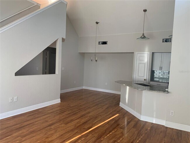 Building Photo - 10416 White Lake Ct