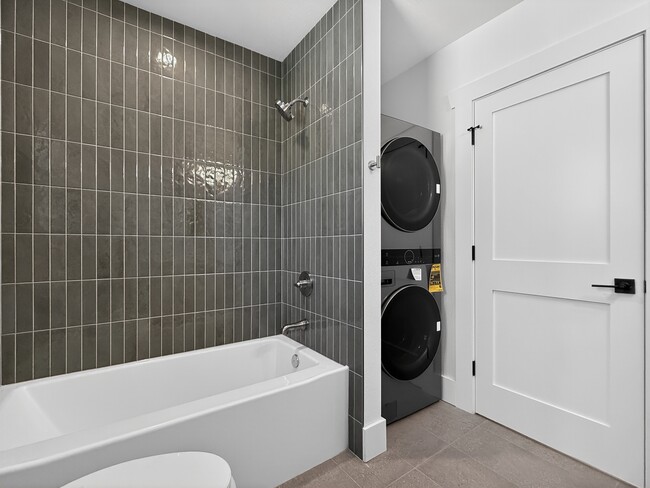 Building Photo - 13337 30th Ave NE