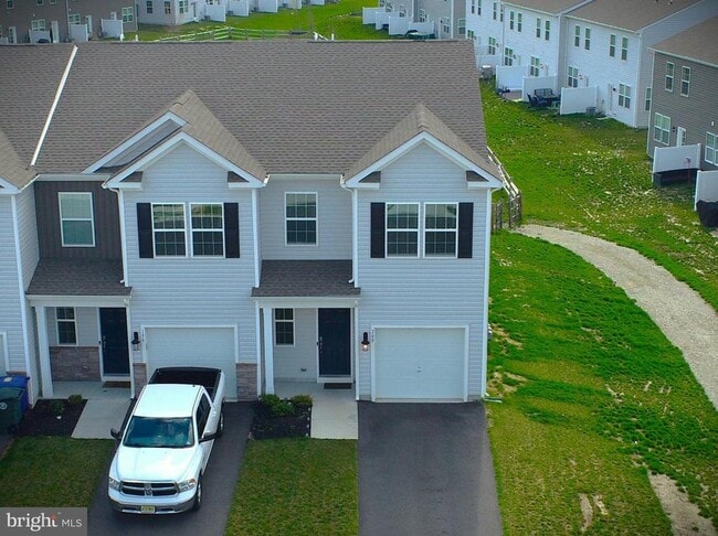 Primary Photo - 200 Mazzeo Dr