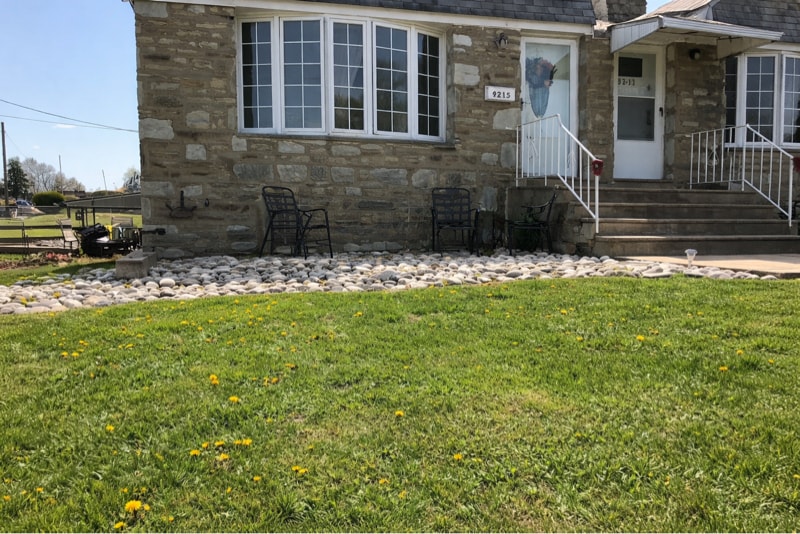 Building Photo - 9215 Crispin St