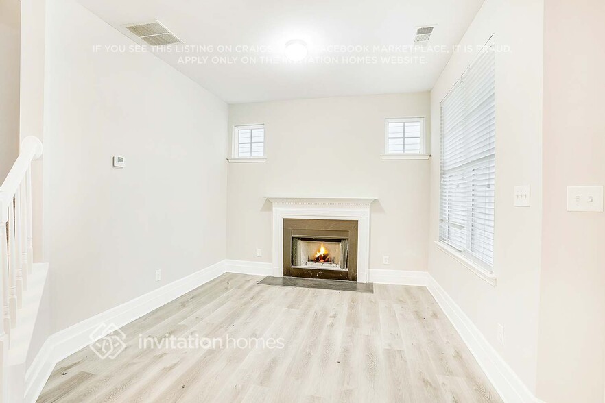 Building Photo - 1804 Laurel Green Way