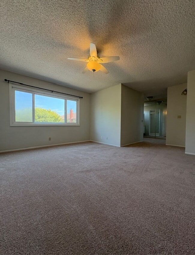 Building Photo - Your Dream Home Awaits in the Heart of Cam...