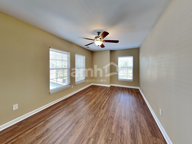 Building Photo - 636 Long Melford Dr