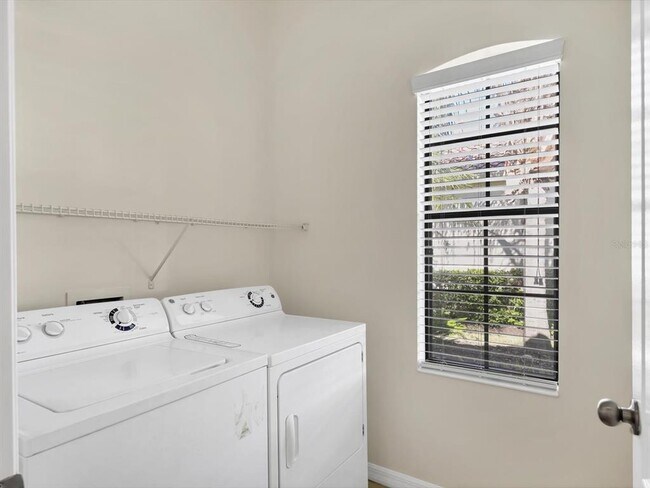 Building Photo - 7230 Belleisle Glen