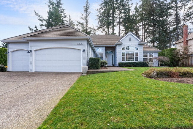 Building Photo - 12076 SE Deerfield Dr