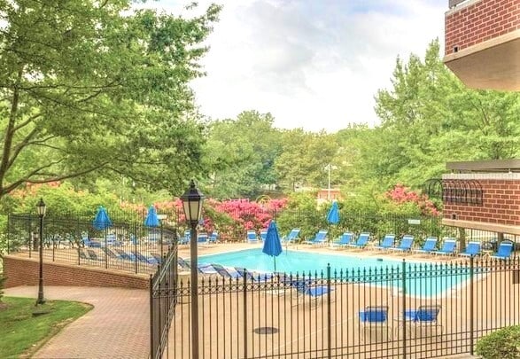 Building Photo - 1276 N Wayne St