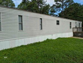 Building Photo - 1308 Cross Stream Dr