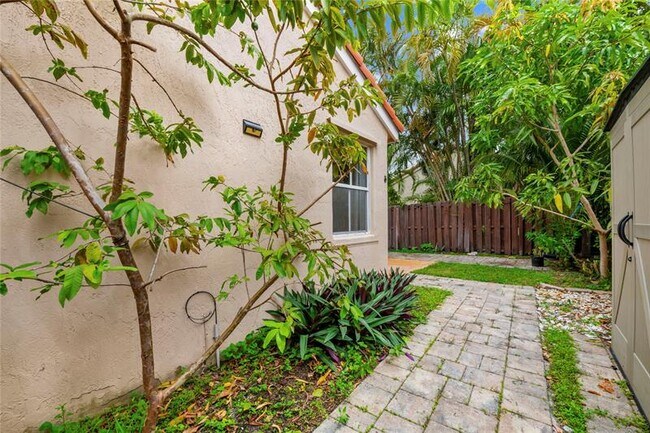 Building Photo - 7359 Cypress Dr