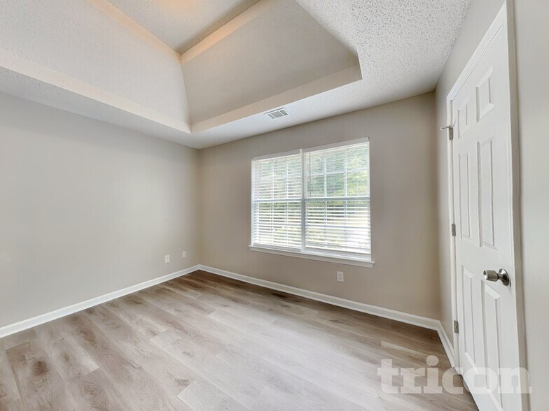 Building Photo - 3596 Caseys Cove