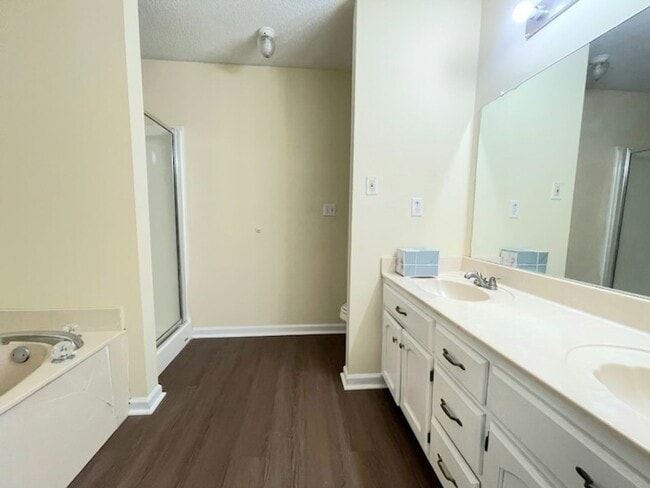 Building Photo - Kaitlyn Ridge