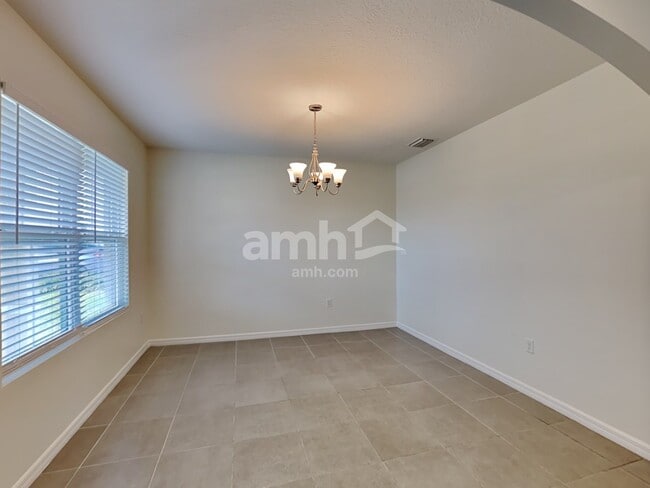 Building Photo - 3219 Magnolia Meadows Dr