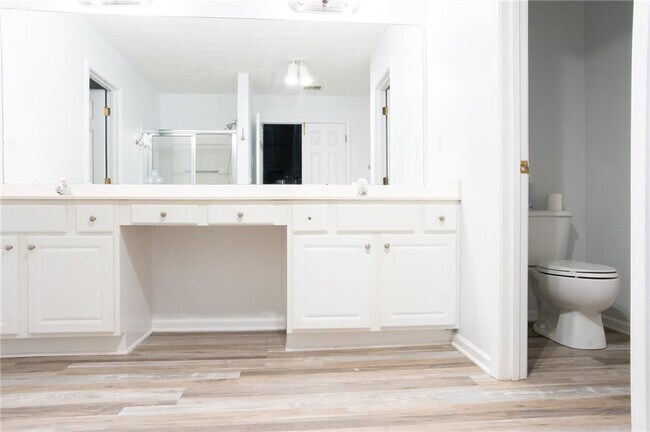 Building Photo - 1315 Great River Pkwy SE