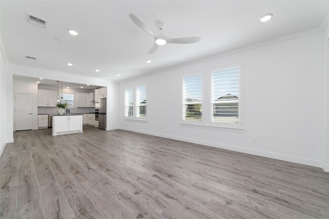 Building Photo - 14435 Gdn Grv Ct