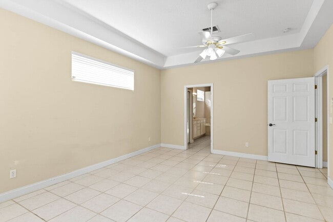 Building Photo - Avalon Park at Turtle Creek 3 bedroom home