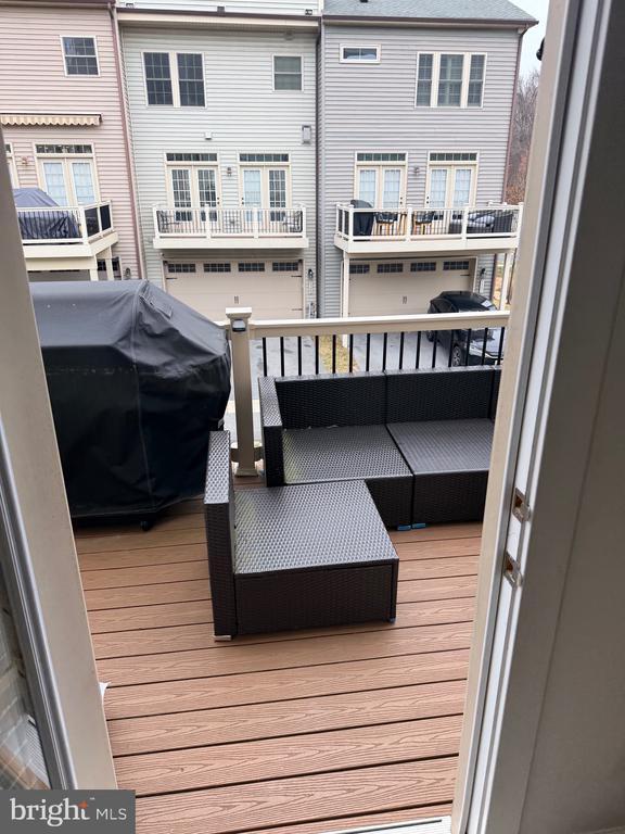 Building Photo - 7413 Matapan Dr