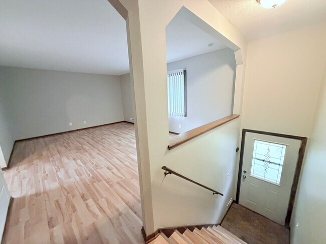 Building Photo - 8820-8822 Griggs Ave