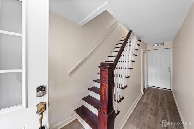 Building Photo - 166 Prigmore St