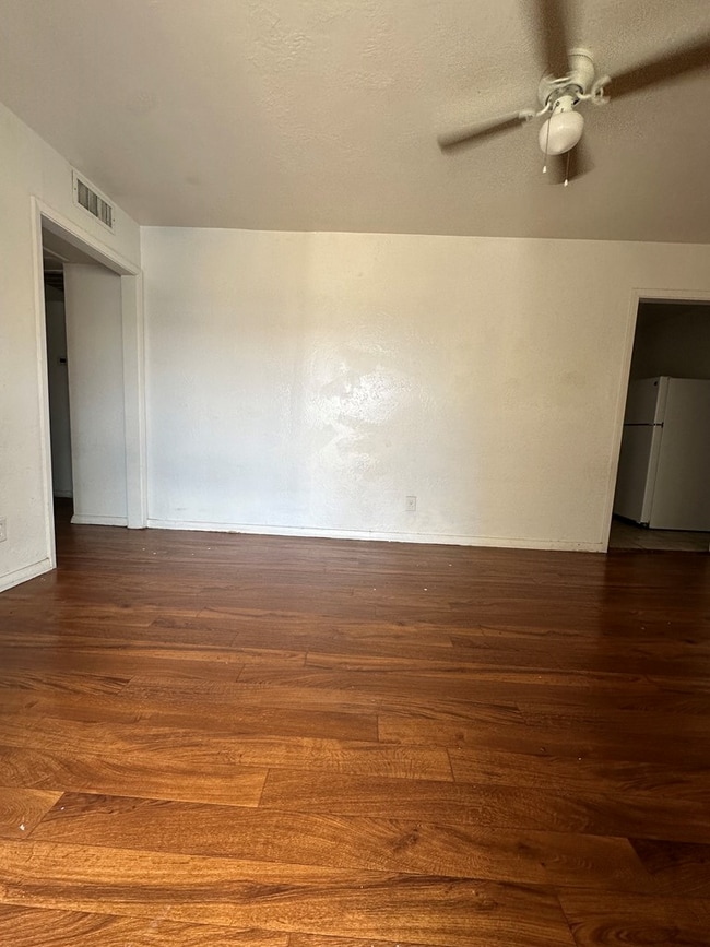 Building Photo - 1108 E 42nd St