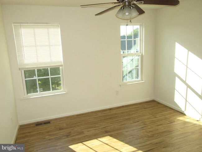 Building Photo - 1273 Madison Ln