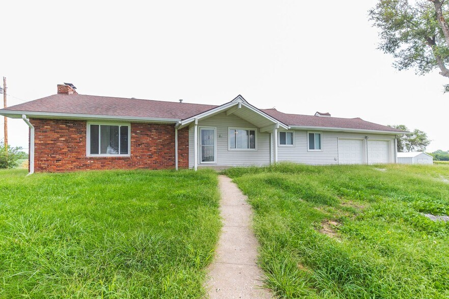 Building Photo - 15303 Cameron Rd
