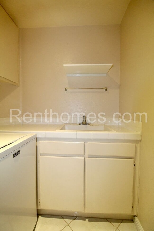 Building Photo - 11743 Windcrest Ln