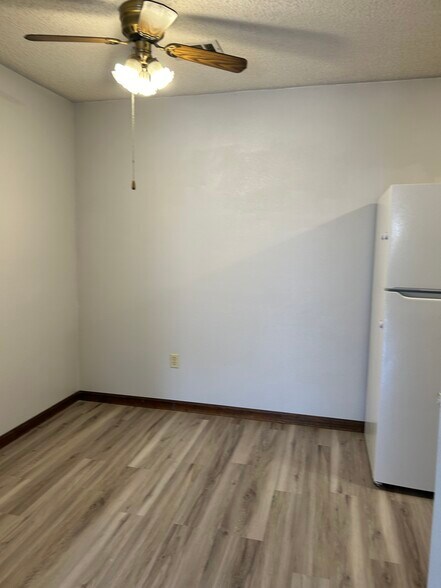 Building Photo - 6317 Quin Dr