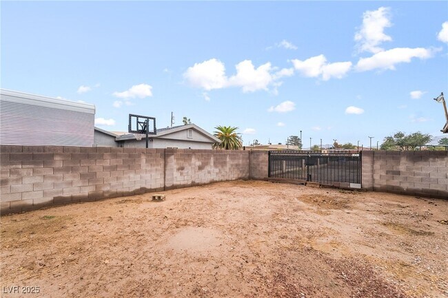 Building Photo - 2275 Covey Ln