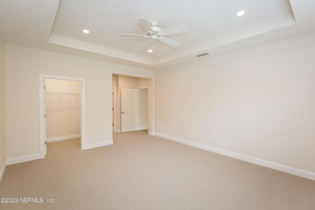 Building Photo - 136 Oyster Bay Way