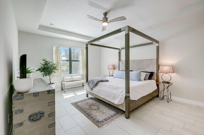 Building Photo - 9234 Balsamo Dr.