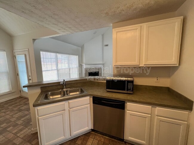 Building Photo - 4093 Laurel Bend Ct