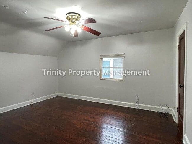 Building Photo - 407 Maryland Ave