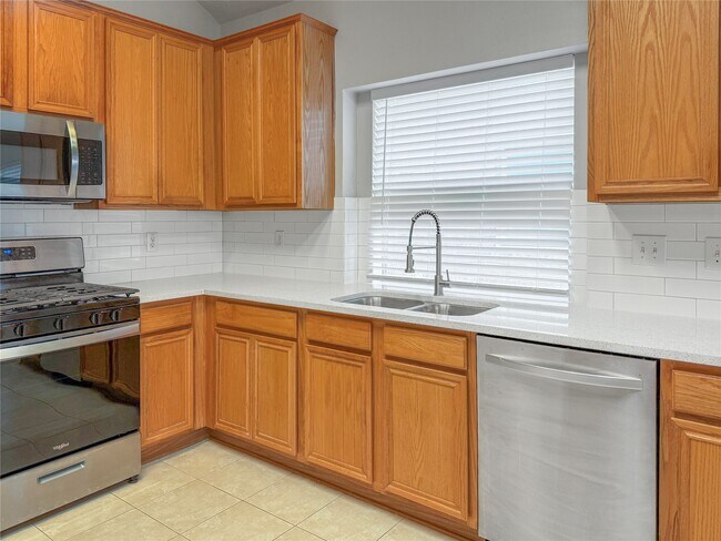 Building Photo - 3402 Pebble Beach Ln