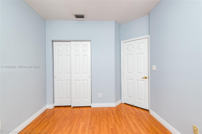 Building Photo - 16061 Emerald Cove Rd