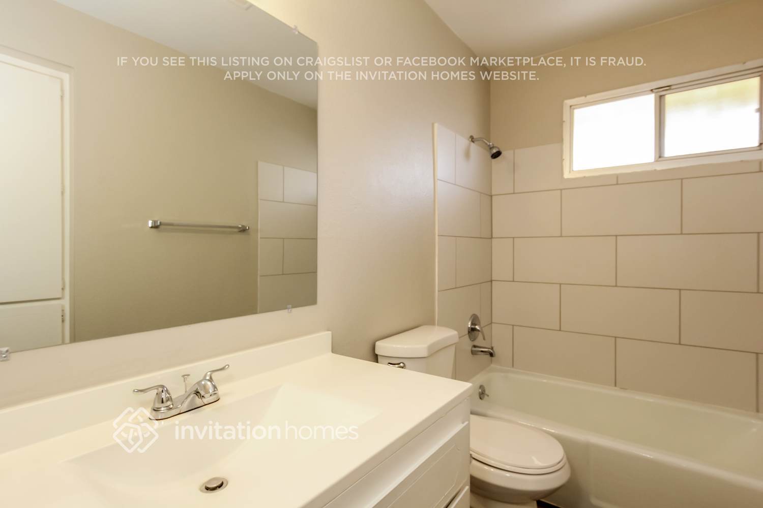 Building Photo - 4232 W Frier Dr