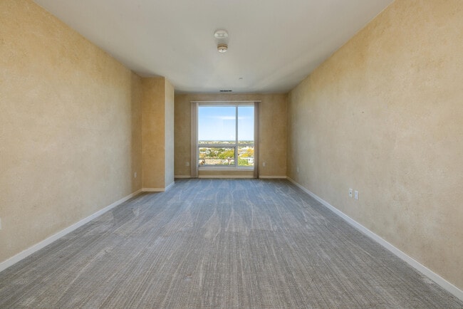 Building Photo - 1522 N Prospect Ave