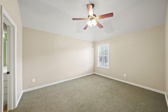 Building Photo - 25503 Madison Falls Ln