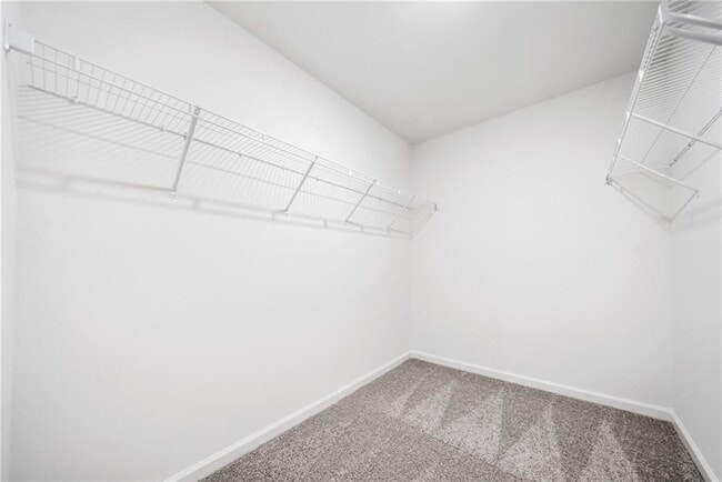 Building Photo - 102 Saginaw Ct