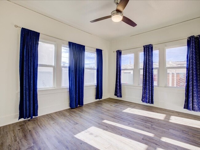 Building Photo - Cozy & Stylish 2-Bedroom Home with Spacious Backyard!  WATER, TRASH AND SEWER INCLUDED!!!!!