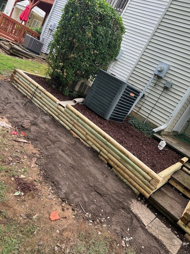 Building Photo - $1790 for Beautiful Durham Townhouse for Rent