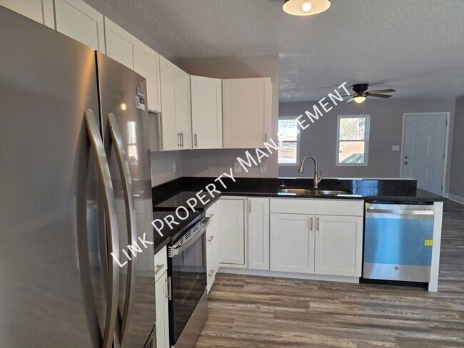 Building Photo - 6108 Ramsey Rd