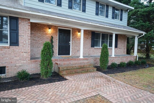 Building Photo - 414 Pine Bluff Rd