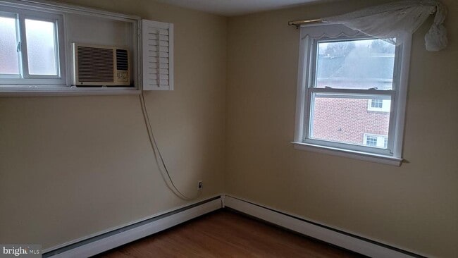 Building Photo - 2219 Haverford Rd