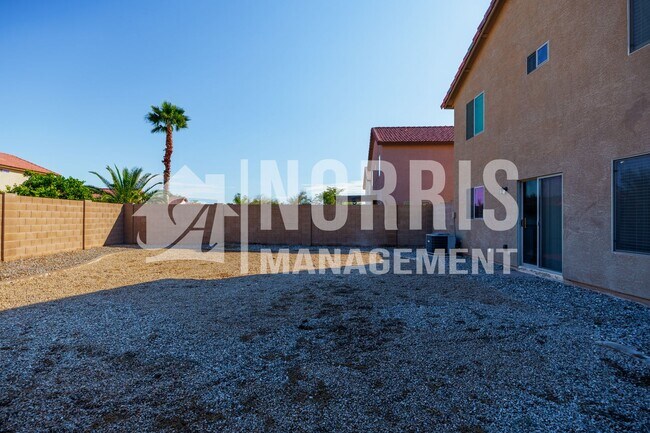 Building Photo - Beautiful Updated Home with ALL Appliances