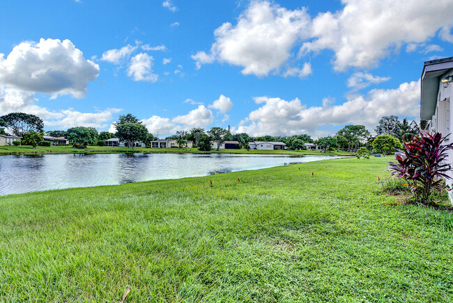 Building Photo - 14608 Country Side Ln