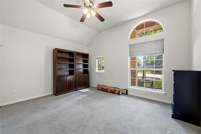 Building Photo - 3013 Covington Pl