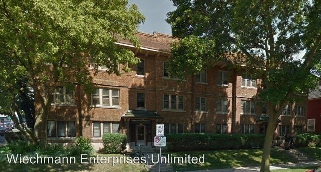 Building Photo - 2856 N Bartlett Ave